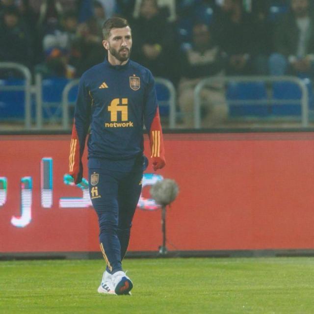 HTH sports-西班牙第1左后卫伤别世界杯，又从巴萨挖人真的好？