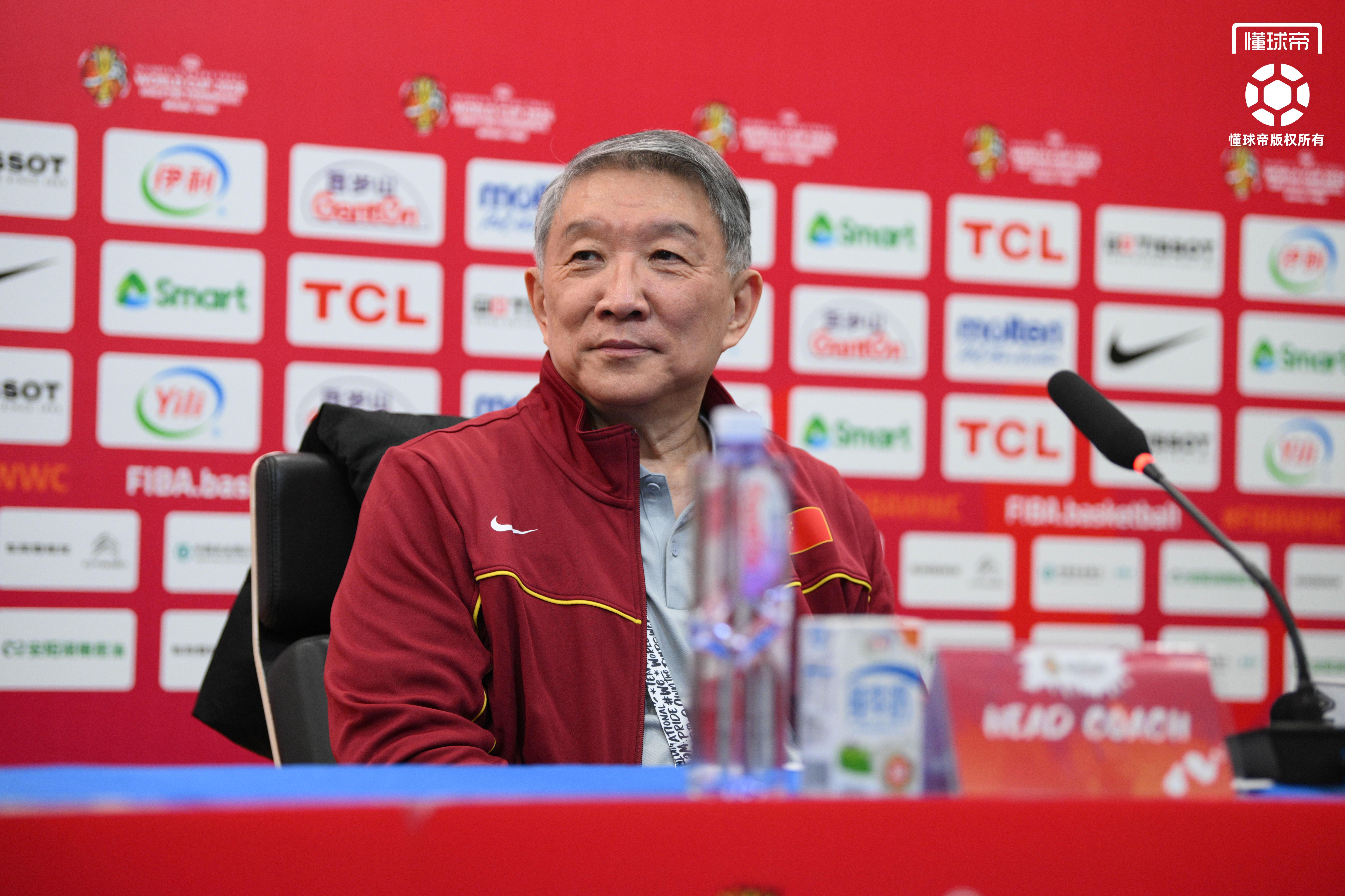 HTH sports-宫鲁鸣：队员们思想不够解放；希望多打强队来不断提高自己